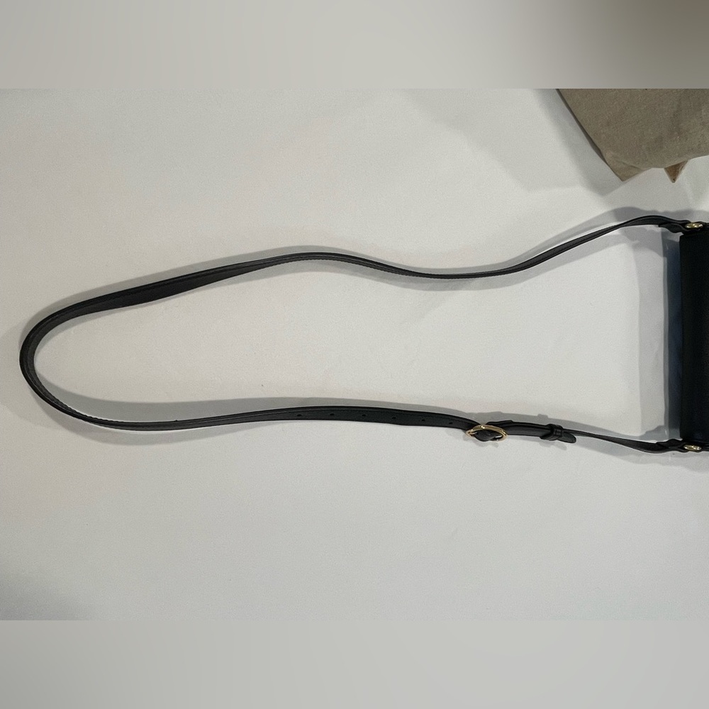 Gucci | Dhalia Double G Small Crossbody Leather Bag | Black - Picture 10 of 16